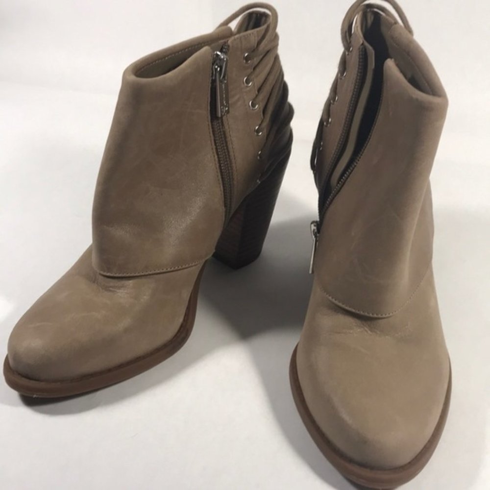 Jessica Simpson leather Caysy Ankle Boots